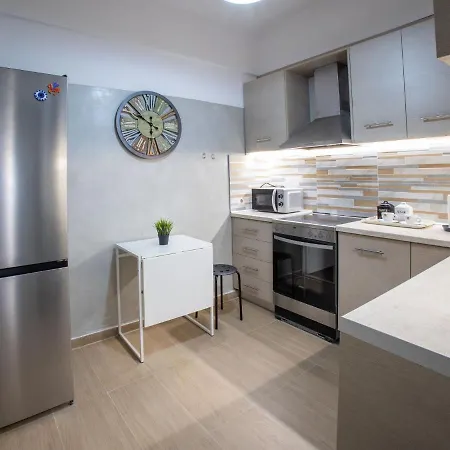 Apartment Modern & Stylish Flat In Pagrati *