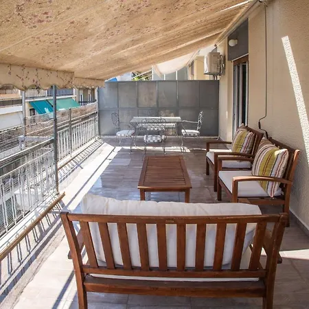 Modern & Stylish Flat In Pagrati Athens